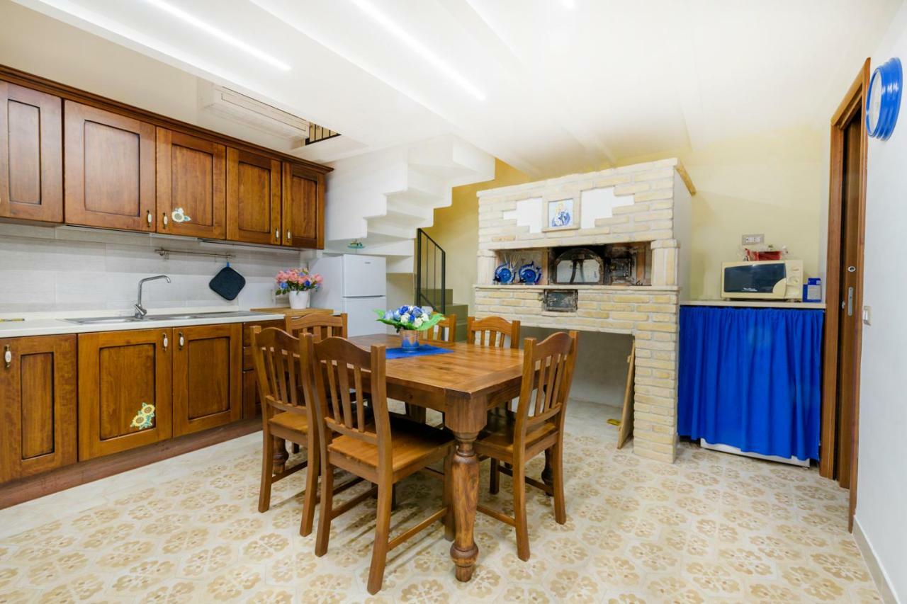 מטה B&B Lady Cristina מראה חיצוני תמונה